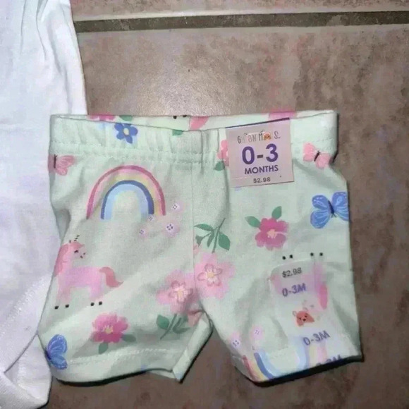 NWT! Baby Girl Baby's First Easter Outfit & play shorts 0-3 Months - Picture 3 of 4